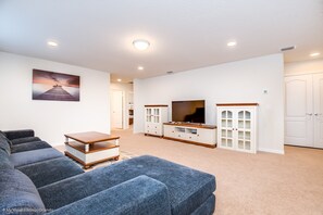 Villa | Living room