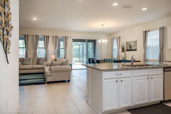 Villa | Living room | Flat-screen TV