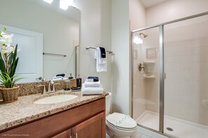 Apartment (9023DD High End Champions Gate Golf C) | Bathroom