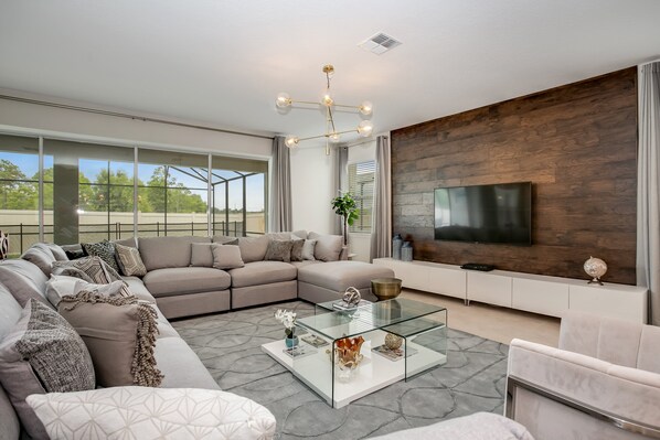 Villa (1560NPT New Solara 9 Bedroom 6 Bathro) | Living room | Flat-screen TV