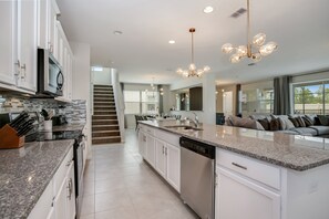 Villa (1560NPT New Solara 9 Bedroom 6 Bathro) | Private kitchen