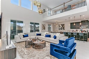 Huvila (1787CVT Luxury 6 Bed Villa with Saltw) | Olohuone | Taulutelevisio, DVD-soitin, pöytäjalkapallopöytä