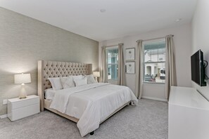 Villa (1787CVT Luxury 6 Bed Villa with Saltw)