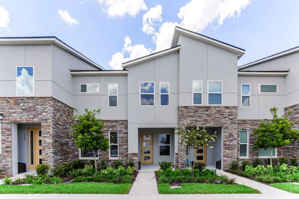 Apartment (Lovely 3 bedroom vacation home 1527CP) | Exterior