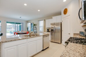 Villa (6091BROADOAK) | Private kitchen