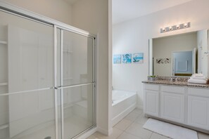 Villa (6091BROADOAK) | Badezimmer
