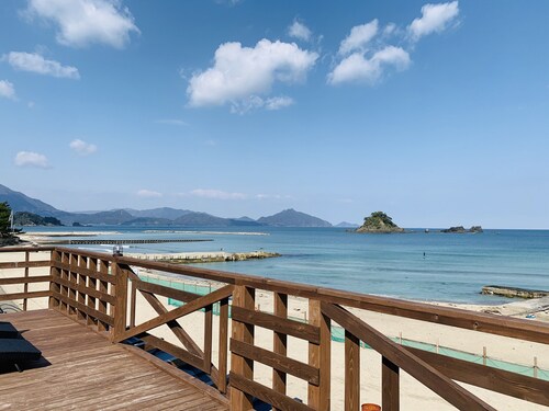 Beach Side Village Familiar - Hostel