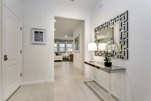 Villa (7028OAKWOOD) | Interior - Oakwood Street Villa Solterra 1 (Davenport)