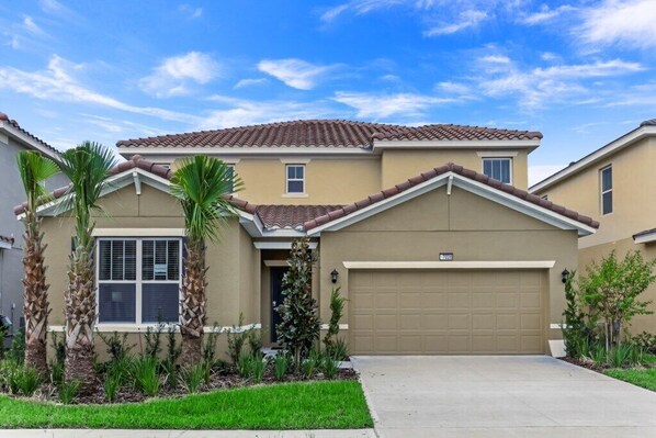 Villa (7028OAKWOOD) | Exterior
