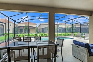 Villa (7028OAKWOOD) | Property grounds - Oakwood Street Villa Solterra 1 (Davenport)