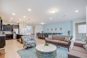 Biệt thự | Khu phòng khách | TV màn hình phẳng 