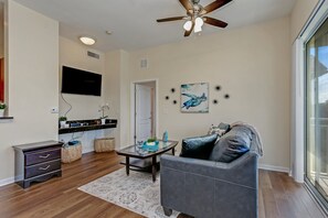 Apartment | Living room | Flat-screen TV - 4 Miles to the Magical World of Disney (Kissimmee)