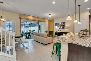 Apartment | Living room