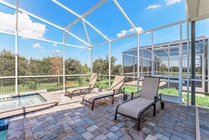 Villa (8805CRUDEN) | Balcony