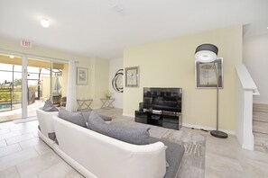 Apartment (4670TERRA) | Living room | Flat-screen TV - Terrasonessta Villa Solterra 4670 (Davenport)