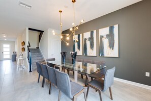 Villa (8828CRUDEN) | Exterior