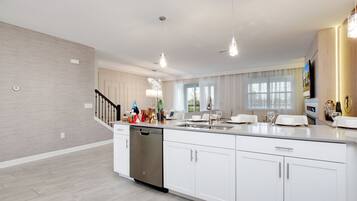 Villa (8833CRUDEN) | Private kitchen