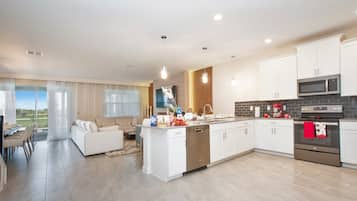 Villa (8833CRUDEN) | Private kitchen