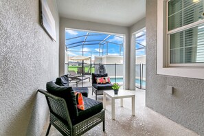 Apartment | Living room
