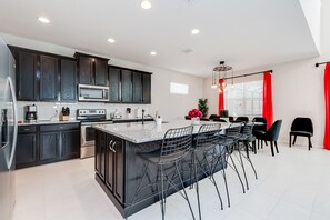 Vila (1800SAWYER) | Dapur pribadi