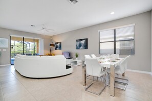 Villa | Living room