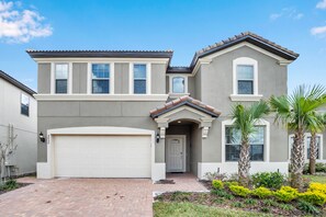 Villa (Stunning 10 bed villa 8856BC) | Exterior