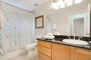 Vila (Large 4 bed Villa 2251VD) | Kamar mandi | Pengering rambut