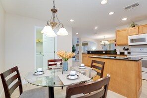 Villa (Large 4 bed Villa 2251VD) | Cuisine privée