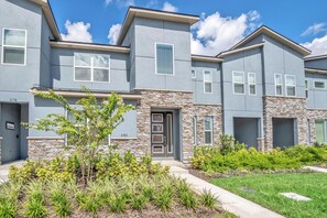 Apartment (2182COOPER) | Exterior