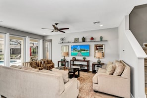 House (3800OAKVILLE) | Living room