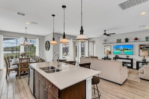 House (3800OAKVILLE) | Private kitchen