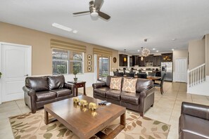 Villa (1427WWAY) | Living room