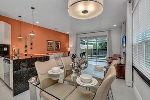 Apartment | Private kitchen | Highchair - Retreat Villa Serenity (Clermont)