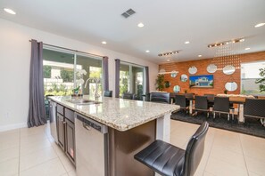 Villa (7405MARKER) | Private kitchen