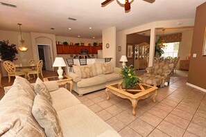 Villa | Living room | Flat-screen TV