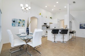 Villa (2570ROSEMONT) | Eigene Küche