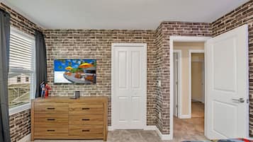 Villa (671STICKS) | 9 bedrooms, free WiFi
