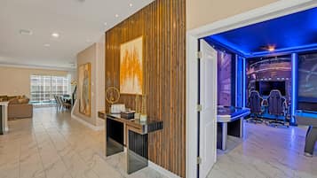 Villa (671STICKS) | Interior