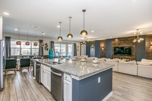 Maison (6125BROAD) | Cuisine privée | Réfrigérateur, lave-vaisselle, congélateur