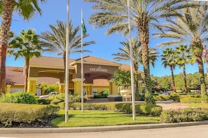 Apartment (3089YELLOW) | Exterior