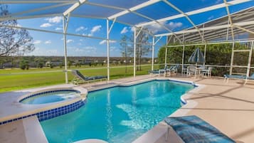 Villa (353 GLEN) | 6 bedrooms, free WiFi