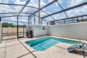 Apartment (4907WINDER) | 4 bedrooms, WiFi (free)