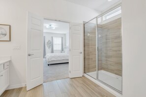 Hus (6117BROAD) | 14 sovrum och gratis wi-fi