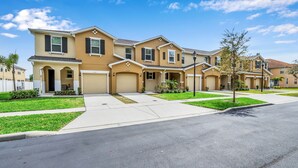 Apartment | Exterior - Crown Villa Compass Bay (Kissimmee)