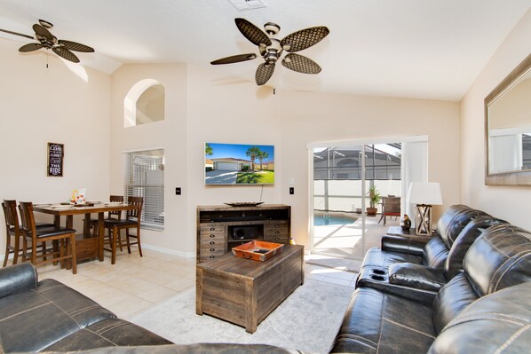 Ferienhaus (112CORDO) | Wohnzimmer | Flachbildfernseher, DVD-Player, Tischtennisplatte