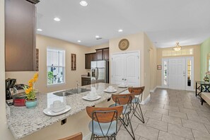 Villa (5132OA 5 bed with games room and spa ) | Cocina privada