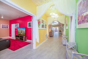 單棟房屋 | 9 間睡房、免費 Wi-Fi