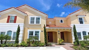 Exterior - Terrasonnesta Drive Villa Solterra 4631 (Davenport)