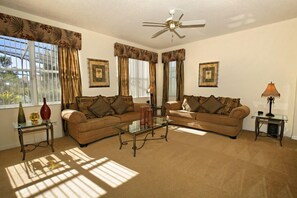 Villa (103BLL) | Living room