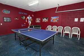 Vila (103BLL) | Sala de jogos